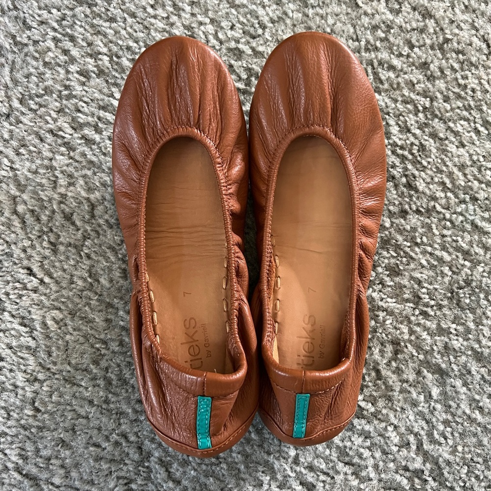 Tieks Brown Leather Ballet Flats with Teal Accent